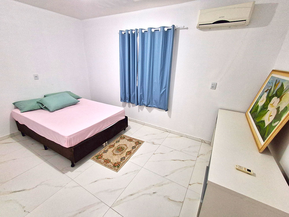 Dormit&oacute;rio 02