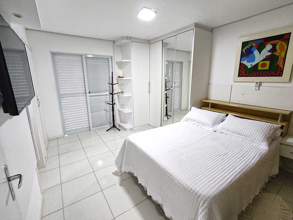 Dormitório 02 (suíte)