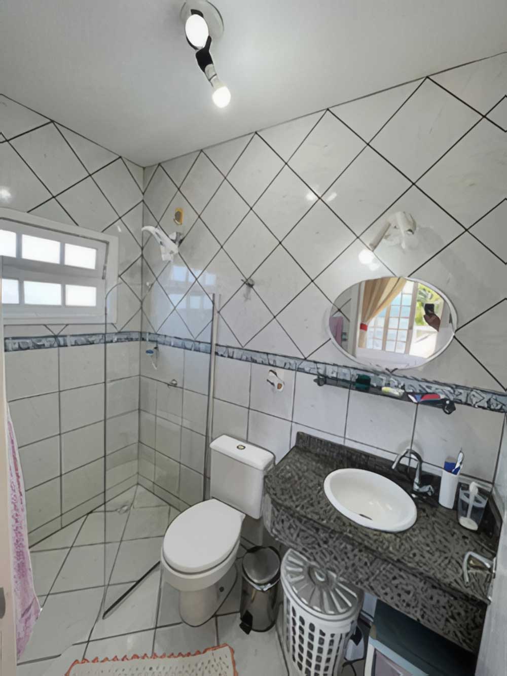 Banheiro (suíte 01)