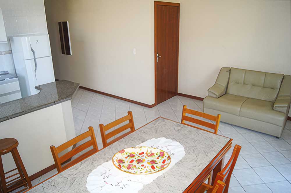 Apto de 02 dormitórios