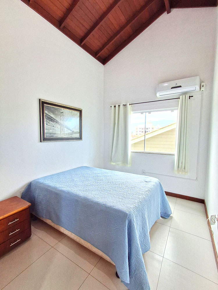 Dormit&oacute;rio 03